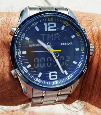 pulsar dual display watch